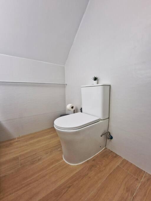 Encantador Duplex Para 6 A 1 Minuto De La Playa Benalmádena Extérieur photo