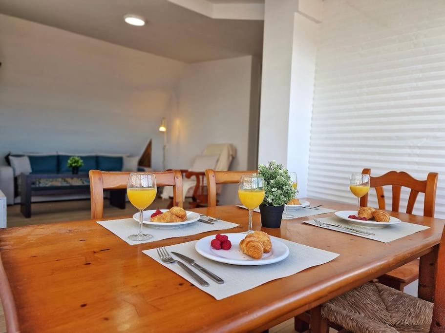 Encantador Duplex Para 6 A 1 Minuto De La Playa Benalmádena Extérieur photo