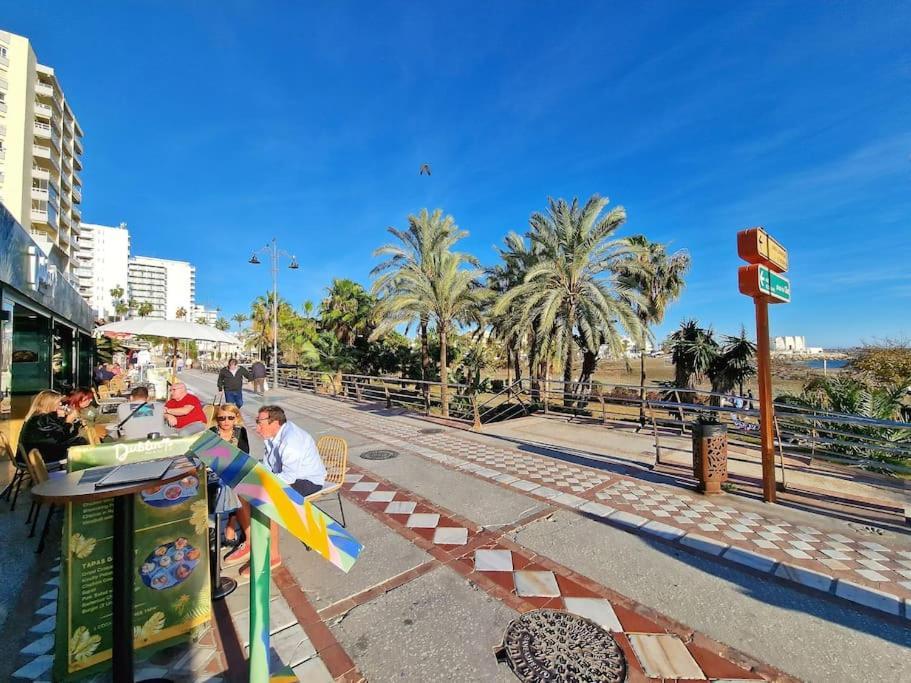 Encantador Duplex Para 6 A 1 Minuto De La Playa Benalmádena Extérieur photo