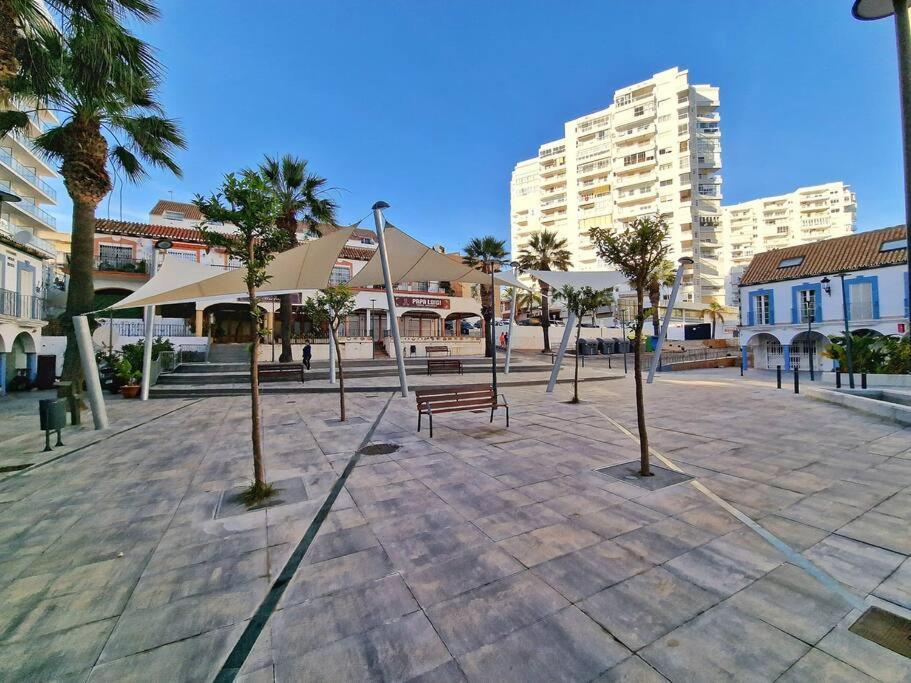 Encantador Duplex Para 6 A 1 Minuto De La Playa Benalmádena Extérieur photo