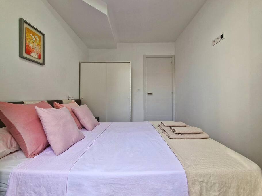 Encantador Duplex Para 6 A 1 Minuto De La Playa Benalmádena Extérieur photo